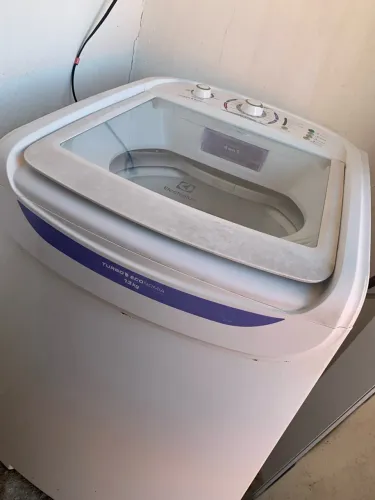 Máquina de lavar 13 KG Electrolux em ótimo estado
