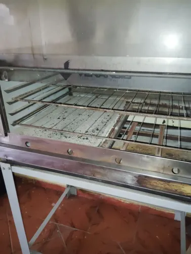 Forno pra pizza a gás.. Venâncio..450 pra ir logo