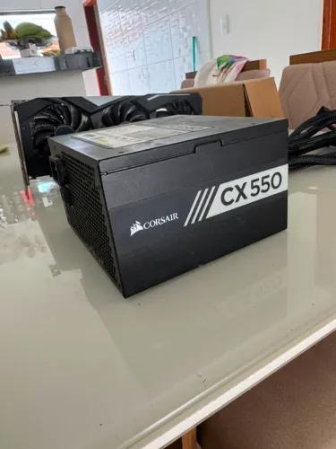 Fonte Corsair 550W usada