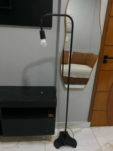 Luminária de Piso Chão Curve Preta