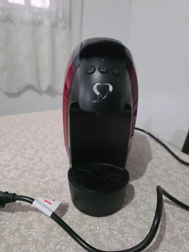 Cafeteira luna 3 corações + cápsulas