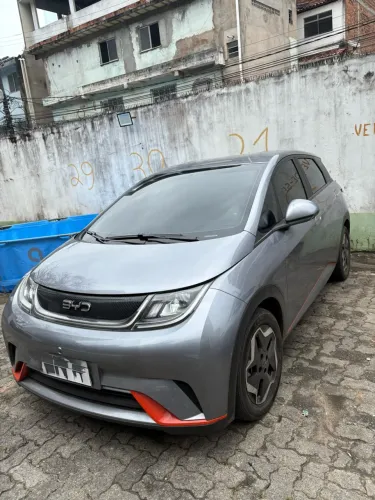 BYD Dolphin EV (Elétrico) 2025