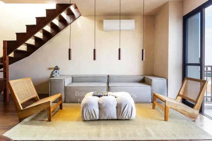 Apartamento moderno com espaço gourmet e piscina de borda infinita