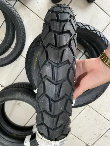 Pneu de moto aro 120/90/17 MAGGION