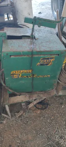 Maquina de Solda Antiga ( Esab Super Bantam ) 250A
