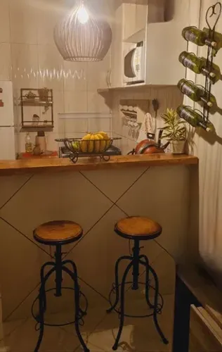 Banqueta Bistrô Ajustável Versate