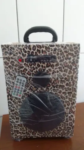 Caixa de Som Bluetooth animal Print onça oncinha