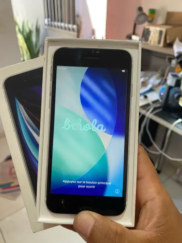 iPhone SE 2 64GB