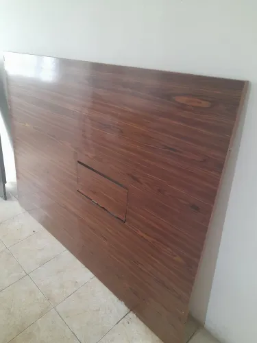 Vendo mesa estação de serviço para 4 pessoas. 