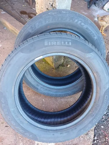 Pneus