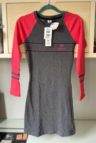 vestido roxy manga longa