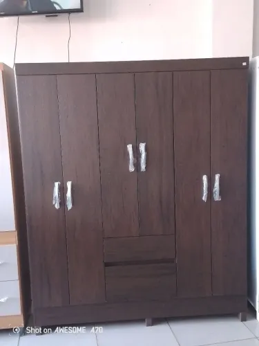 Guarda-Roupas de Casal 6 Portas - ENTREGO E MONTO NO MESMO DIA
