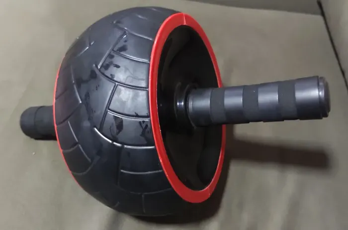 Roda de Exercício Abdominal "Formato Pneu"
