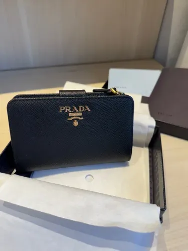 Carteira Prada