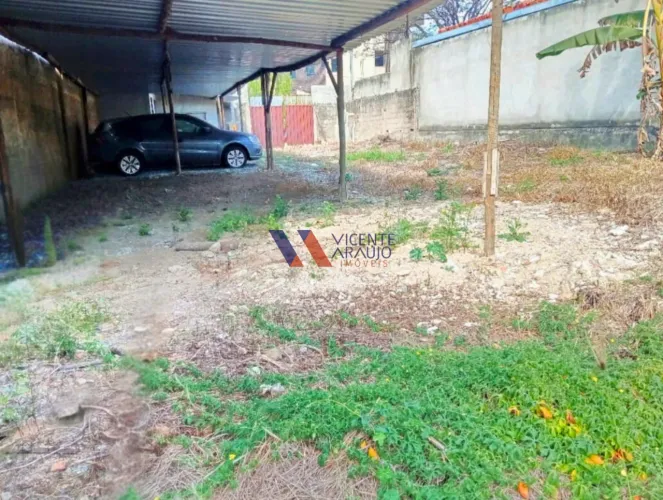 Lote plano de 459m² no Novo Guarujá, Betim/MG. Todo murado e pronto para construir.