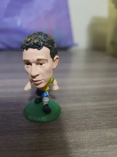 Bernard jogador brasileiro