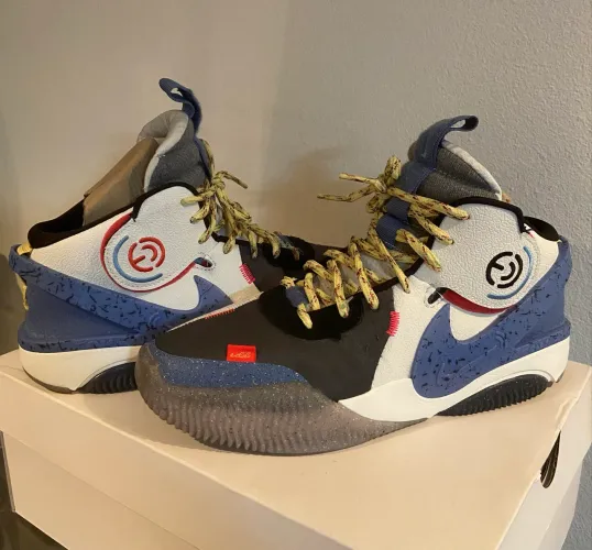 Tênis Nike Air Deldon
