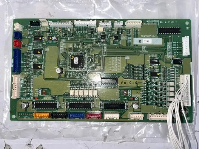 PLACA HITACHI (CC0000559B-1) | Split RAS