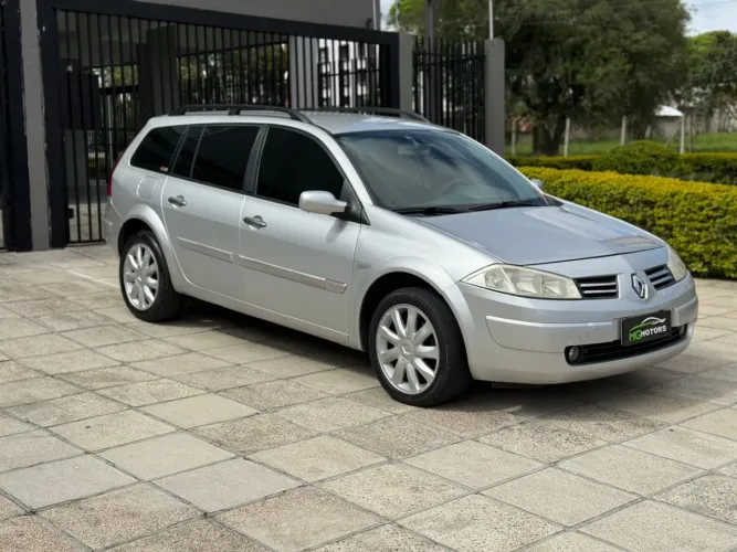 Renault Megane Grand Tour Dynam. Hi-flex 1.6 16V 2012