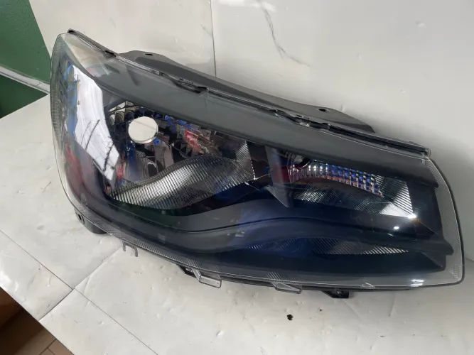 Farol Do Gol/Saveiro G9 Lado Direito