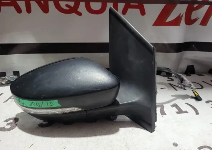 Retrovisor lado direito Fox 2011/ eletríco c/ detalhe 