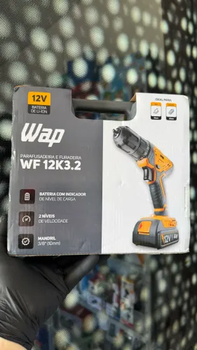 Parafusadeira e furadeira WAP 12W