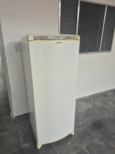 Geladeira frost free 