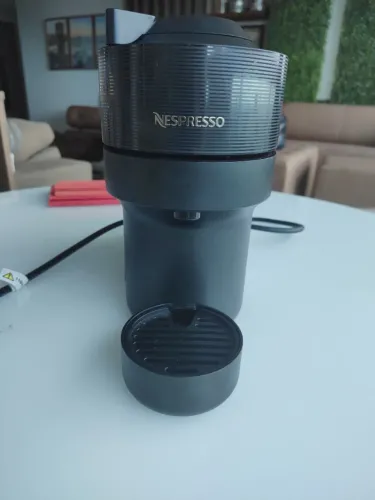 Cafeteira Vertuo Pop da Nespresso semi nova !! - Vendo ou Troco.