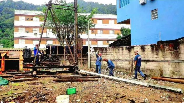 Terreno à venda no São Jorge em Santos.