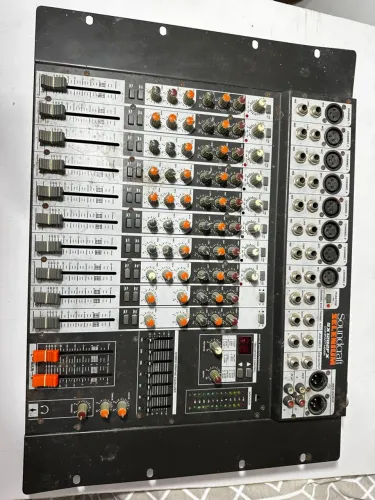 Mesa de som Soundcraft Selenium SX1202FX 