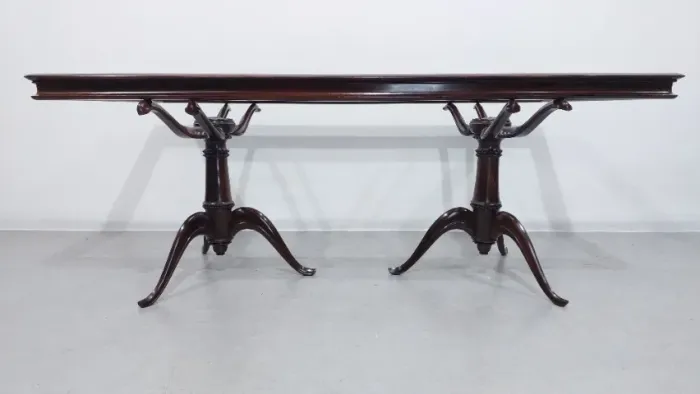 Mesa de Jantar em Madeira Nobre Jacarandá da Bahia 100% Maciça. Tampo de Vidro. Lustrada