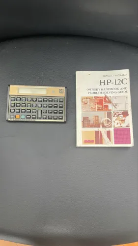 Vendo calculadora financeira HP 12C