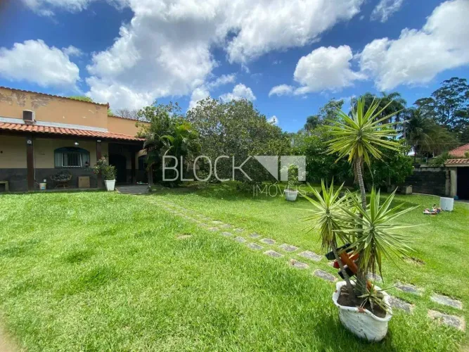 Pedra de Guaratiba | Sítio 4 quartos, sendo 1 suite