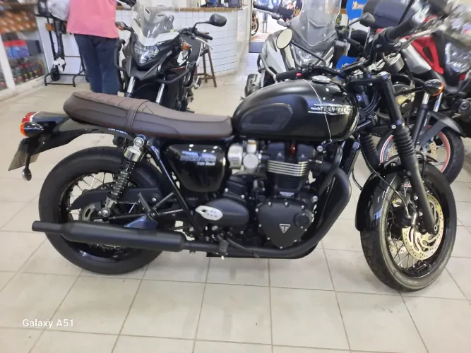 Triumph Bonneville T 120 2023 estado de 0km