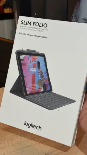 Capa Slim Folio Com Teclado (para iPad 7, 8 e 9) 10.2 Pol. Logitech - Loja física! 12x