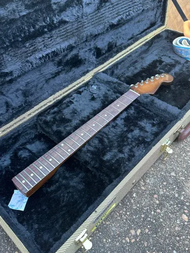 Braço Guitarra Fender Stratocaster AllParts com Tarraxas gotoh