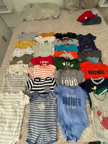 Lote de roupa de infantil importado