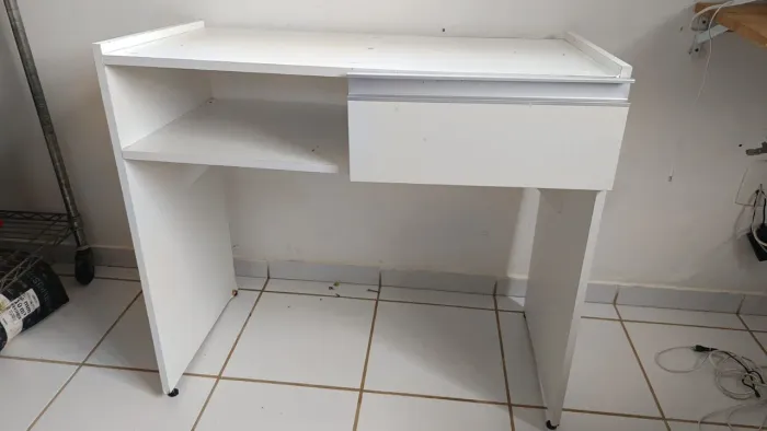 Mesa para manicure ou nail designer