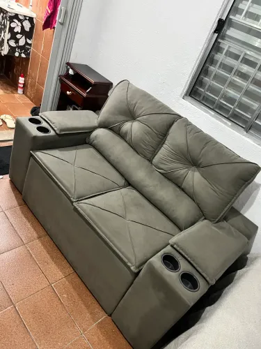 Sofá dois lugares retrátil