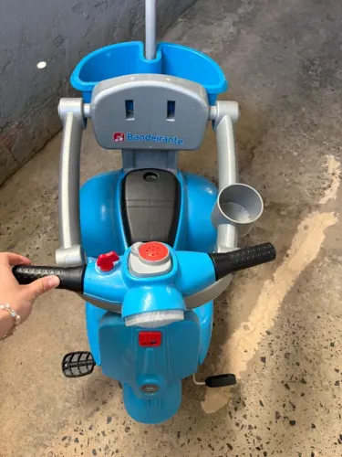 Mini veículo infantil