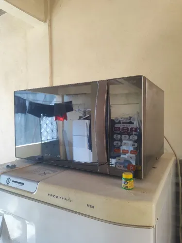 Microondas Brastemp digital espelhado