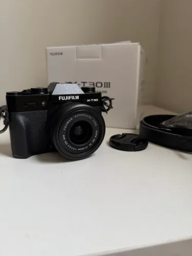 Câmera Fujifilm X-T30iii + Lente Fujinon XC 13-33mm F3.5-6.3 OIS