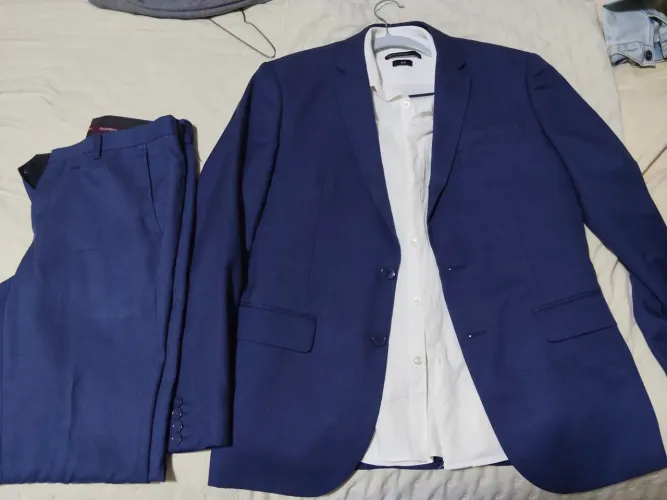Terno completo, camisa e colete