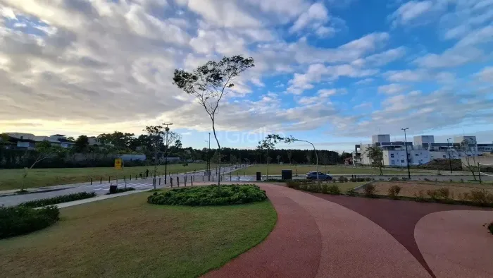 Terreno com 384 m² no bairro Campeche, Florianópolis SC