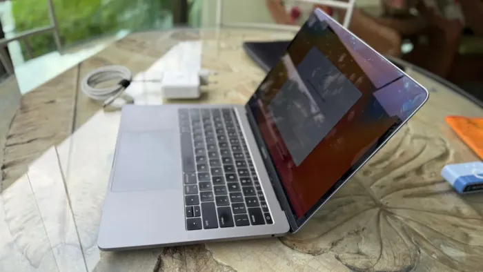 MacBook Pro  - Excelente Estado - 256 GB SSD + Acessórios