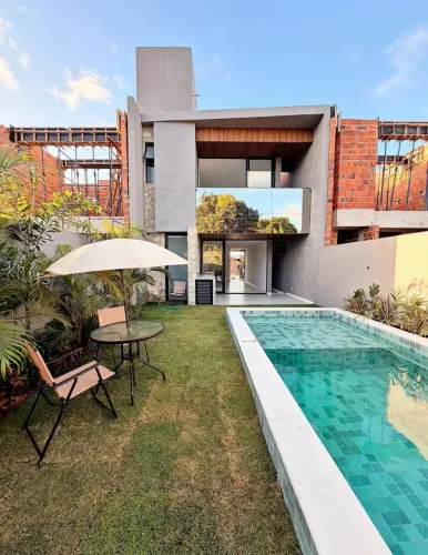Mahal residence 1º condominio SMART do Eusébio 03 ou 4 suites 03 vagas casas não germinada