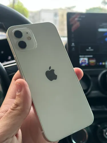 iPhone 12