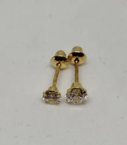 Dois brincos ouro 18k, Ponto de luz ,Zirconia, 3 e 2 mm