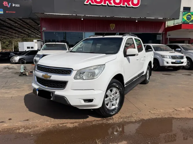 Chevrolet S10 Pick-up LT 2.8 TDI 4X4 CD Diesel AUT 2014