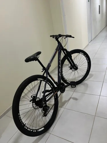 Bicicleta colli aro 29 nova sem uso!